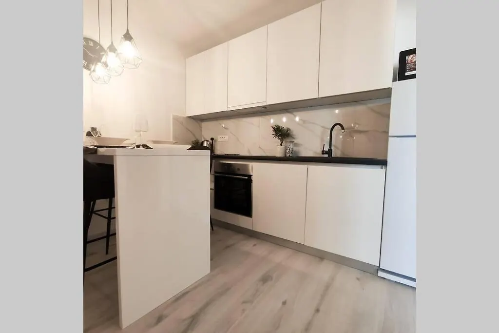 New! Top Apartment, Split View From Above Apartment